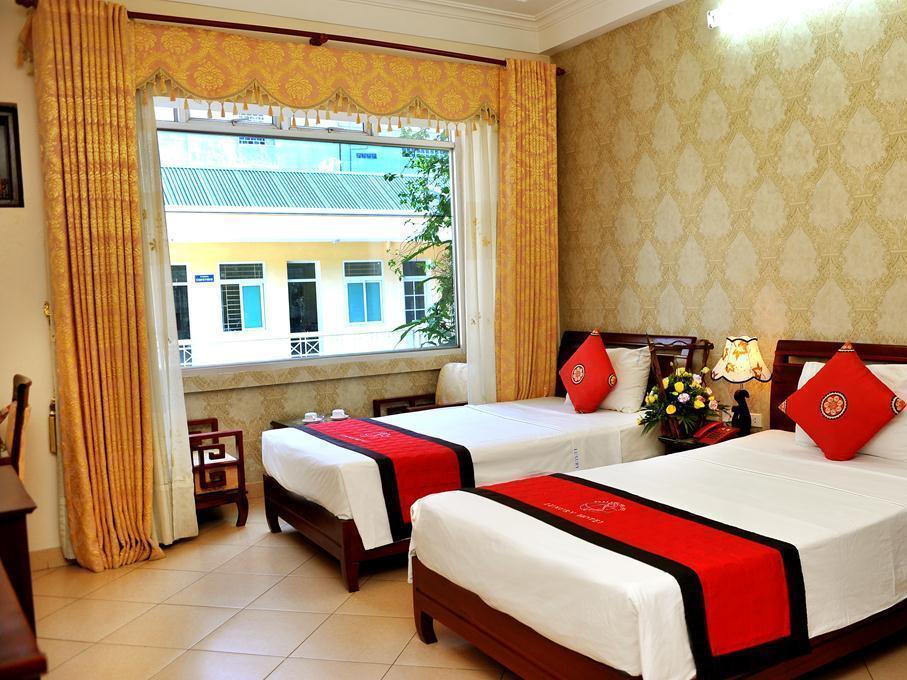 Hanoi Luxury Hotel Buitenkant foto