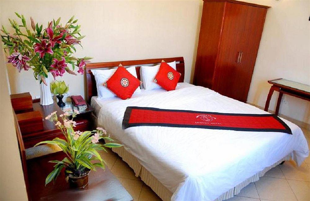 Hanoi Luxury Hotel Buitenkant foto